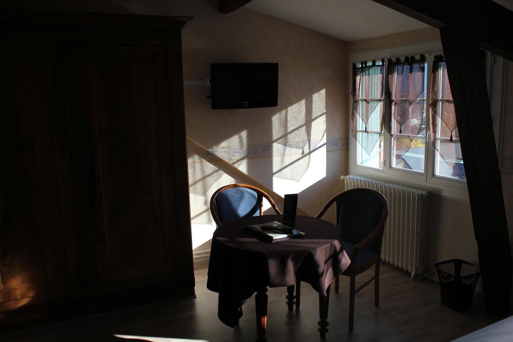 Logis Hotel Les Cimes Argelès-Gazost Dış mekan fotoğraf