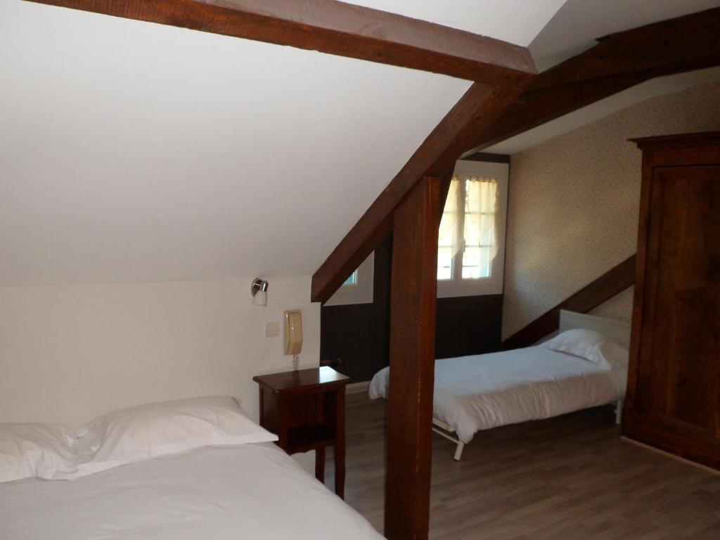 Logis Hotel Les Cimes Argelès-Gazost Oda fotoğraf