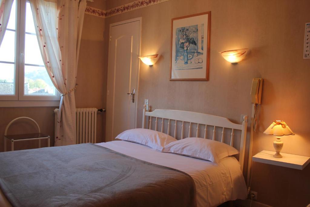 Logis Hotel Les Cimes Argelès-Gazost Oda fotoğraf