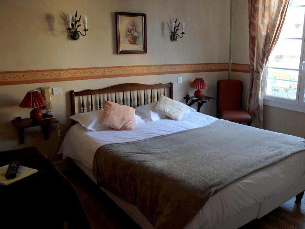 Logis Hotel Les Cimes Argelès-Gazost Dış mekan fotoğraf